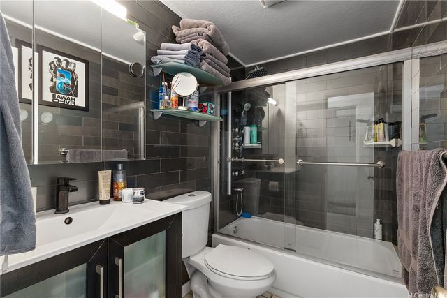 84-687 Ala Mahiku Street 27122C, Waianae, HI 96792