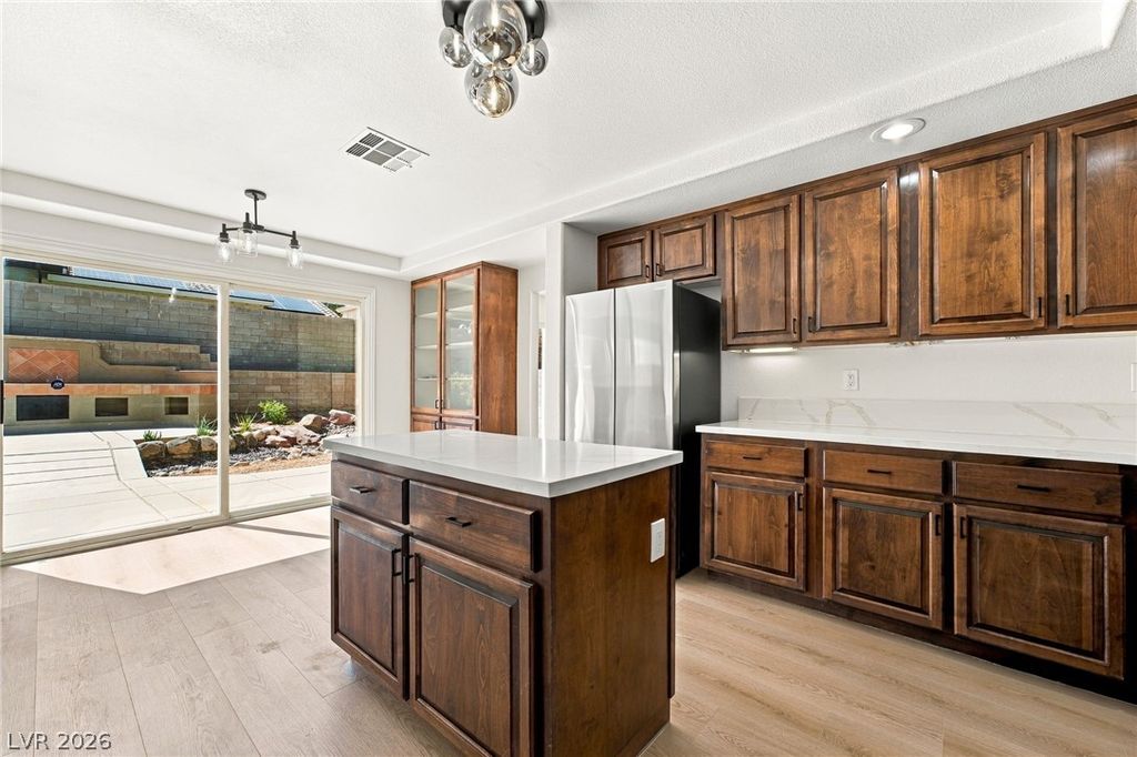 Image 17 of property listing at 1661 Starlight Canyon Avenue, Las Vegas, NV 89183