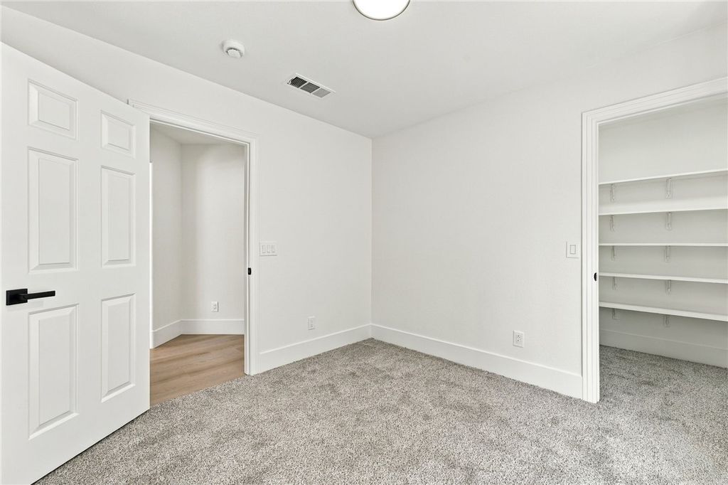 Image 23 of property listing at 1661 Starlight Canyon Avenue, Las Vegas, NV 89183