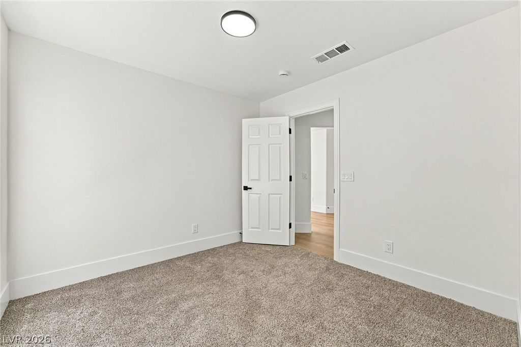 Image 24 of property listing at 1661 Starlight Canyon Avenue, Las Vegas, NV 89183