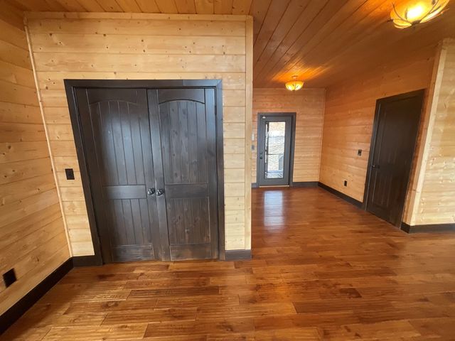 486 Henderson Lane, Mineral Bluff, GA 30559