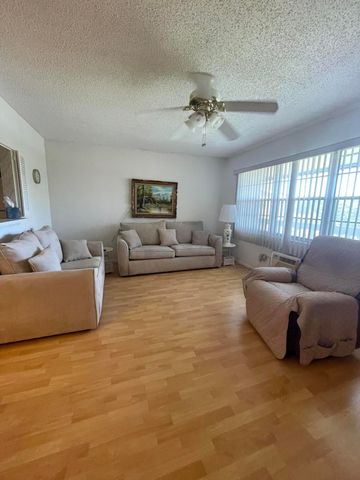 263 Farnham 263, Deerfield Beach, FL 33442