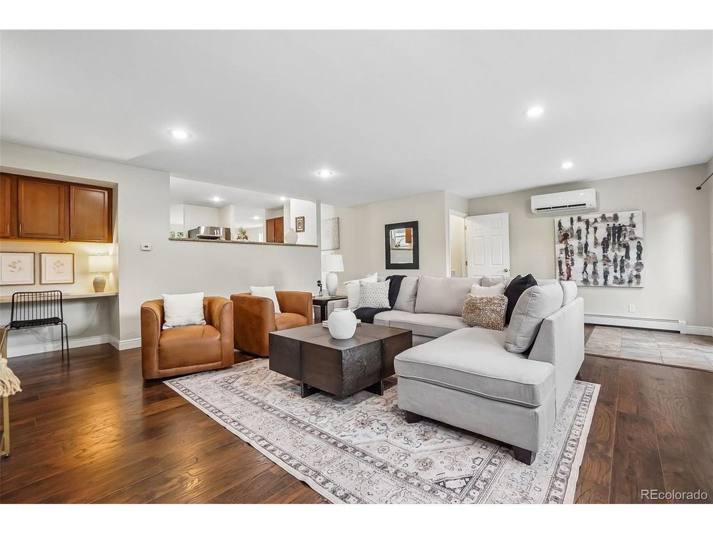 6915 W 35th Ave, Wheat Ridge, CO 80033