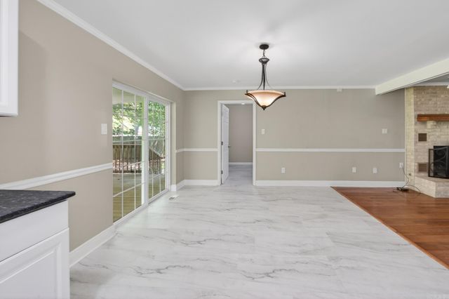 214 Pin Oak Drive, Cabot, AR 72023