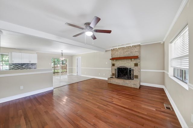 214 Pin Oak Drive, Cabot, AR 72023