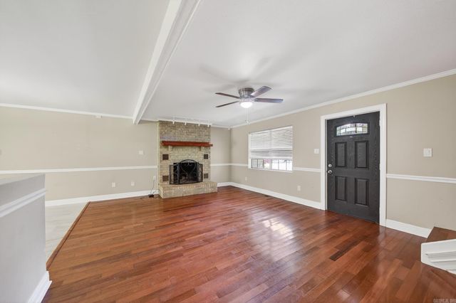 214 Pin Oak Drive, Cabot, AR 72023