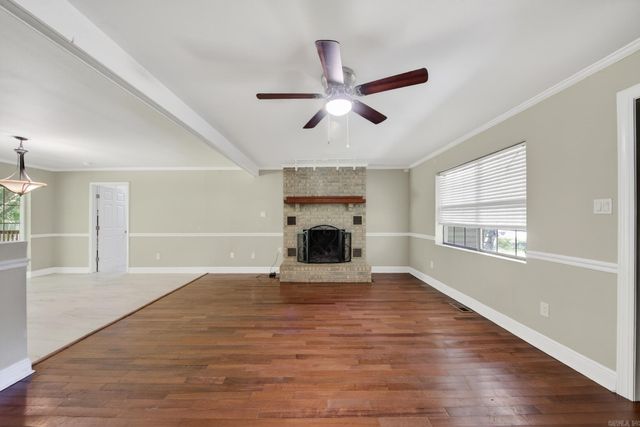 214 Pin Oak Drive, Cabot, AR 72023