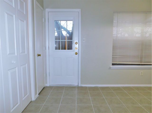1131 Dallas Drive, Denton, TX 76205