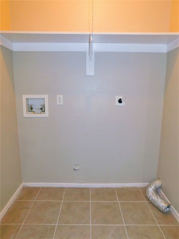 1131 Dallas Drive, Denton, TX 76205