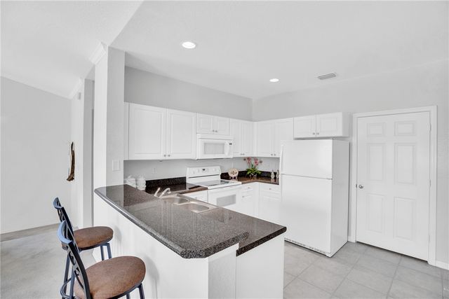 2582 57th Circle, Vero Beach, FL 32966