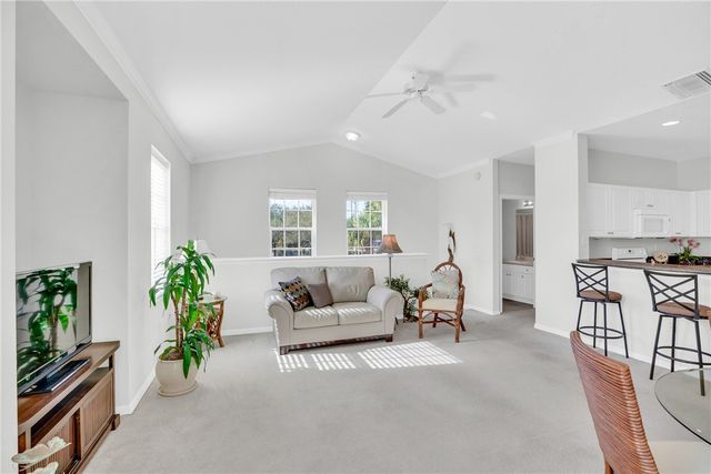 2582 57th Circle, Vero Beach, FL 32966