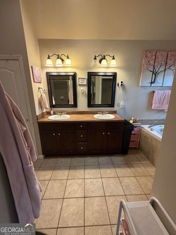 110 Edgewood Drive, Hiram, GA 30141