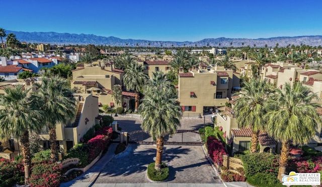 213 Villorrio Drive, Palm Springs, CA 92262