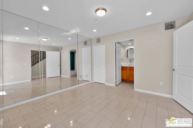 213 Villorrio Drive, Palm Springs, CA 92262