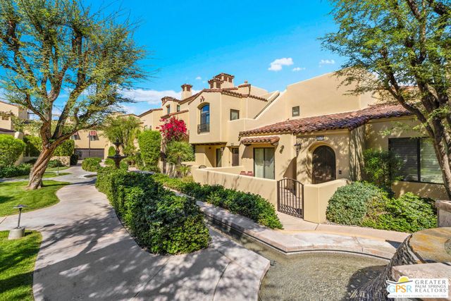 213 Villorrio Drive, Palm Springs, CA 92262