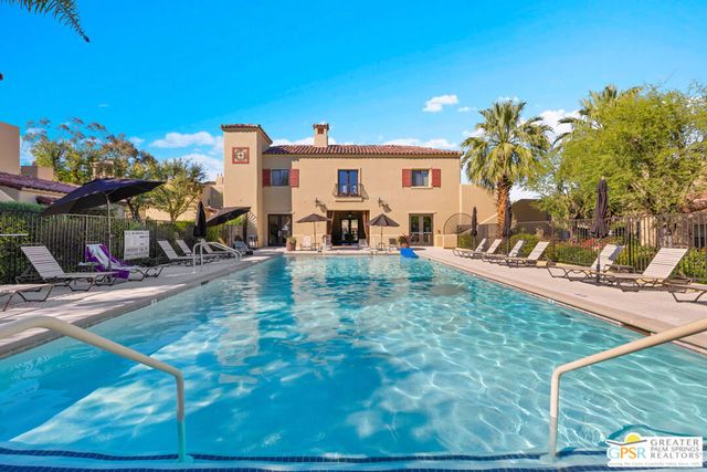 213 Villorrio Drive, Palm Springs, CA 92262