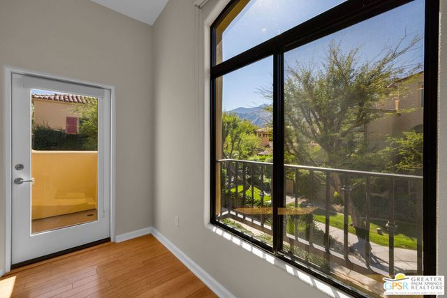 213 Villorrio Drive, Palm Springs, CA 92262