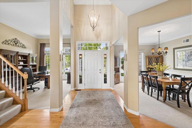 1250 Tunbridge Trail, Algonquin, IL 60102