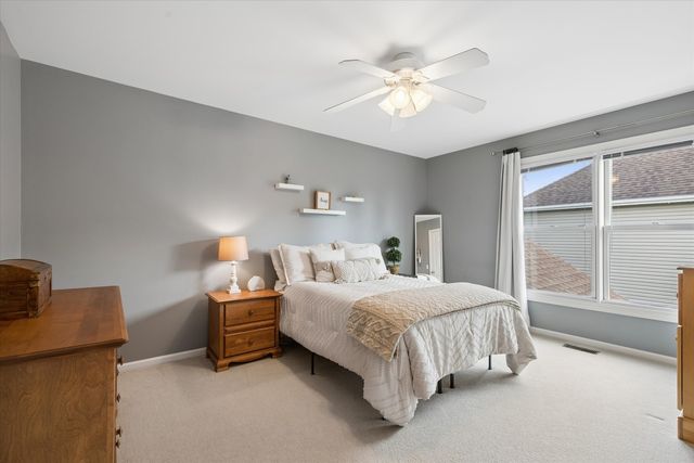 1250 Tunbridge Trail, Algonquin, IL 60102
