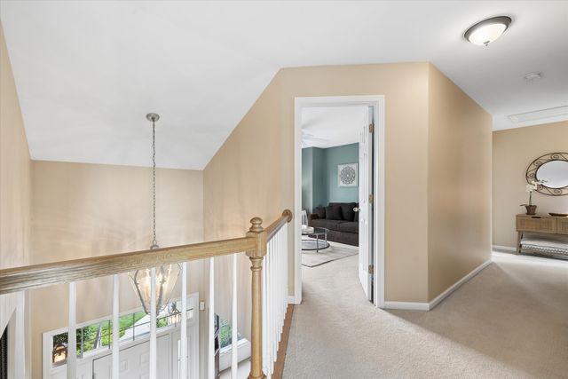 1250 Tunbridge Trail, Algonquin, IL 60102