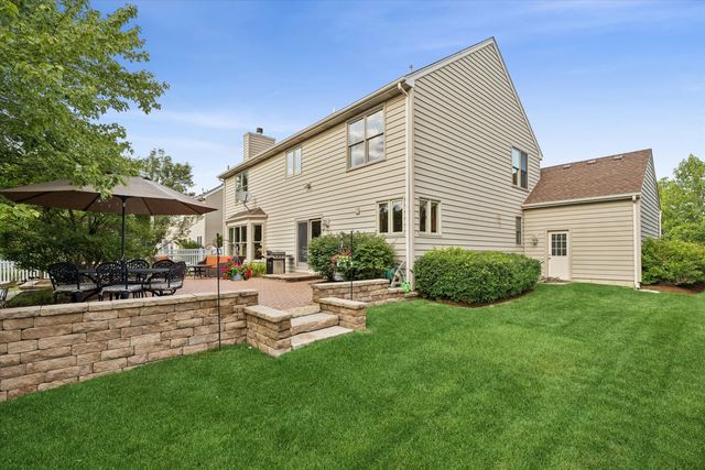 1250 Tunbridge Trail, Algonquin, IL 60102