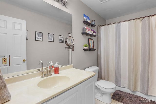 3609 Bear Creek Ridge Court, Wentzville, MO 63385
