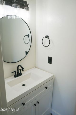 1261 N 84th Place, Scottsdale, AZ 85257