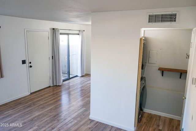 1261 N 84th Place, Scottsdale, AZ 85257