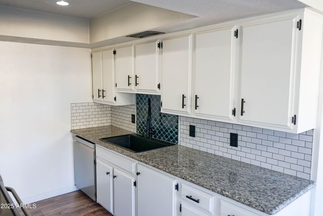 1261 N 84th Place, Scottsdale, AZ 85257