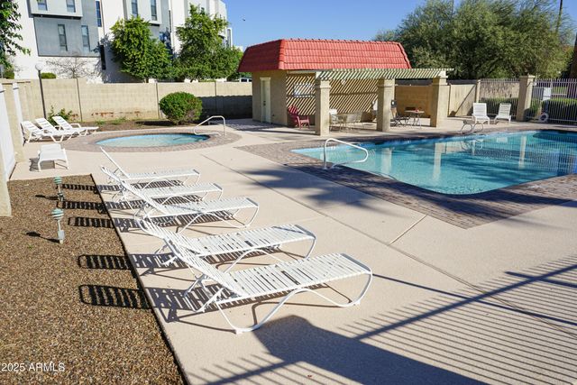 1261 N 84th Place, Scottsdale, AZ 85257