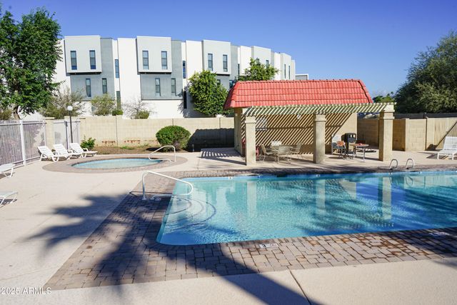 1261 N 84th Place, Scottsdale, AZ 85257