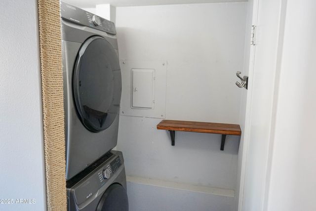 1261 N 84th Place, Scottsdale, AZ 85257