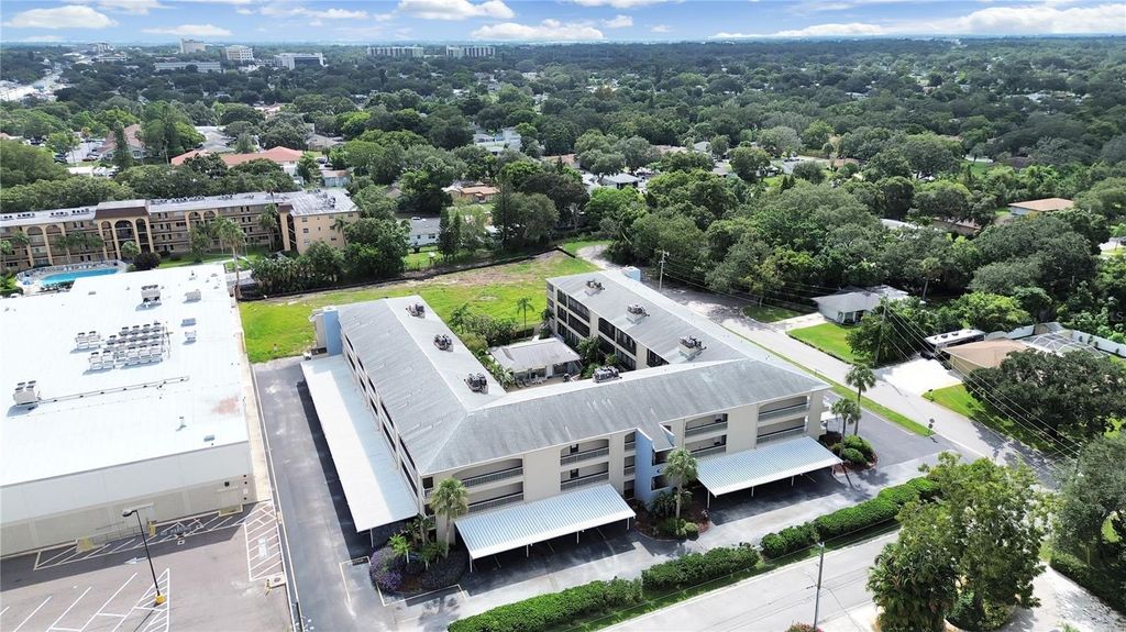 215 VALENCIA BOULEVARD 213, Largo, FL 33770