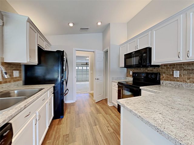 3366 MAHOGANY POINTE LOOP, Lakeland, FL 33810