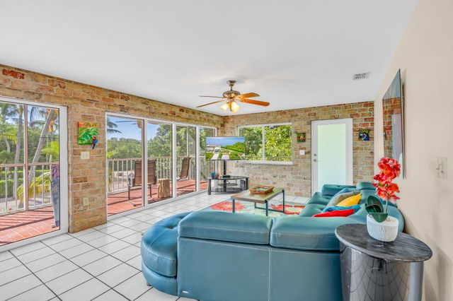 3 Oleander Avenue, Key Largo, FL 33037