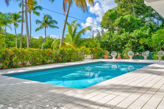 3 Oleander Avenue, Key Largo, FL 33037