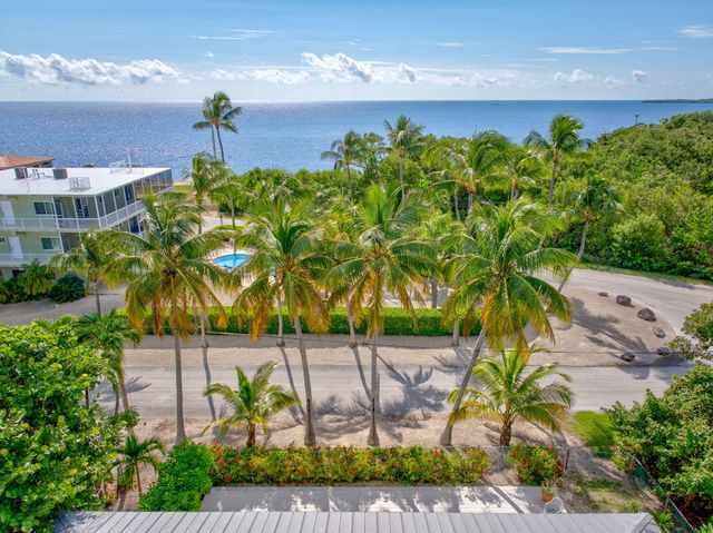 3 Oleander Avenue, Key Largo, FL 33037