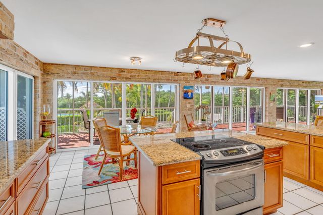 3 Oleander Avenue, Key Largo, FL 33037