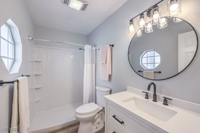 5215 North RILEY Street, Las Vegas, NV 89149