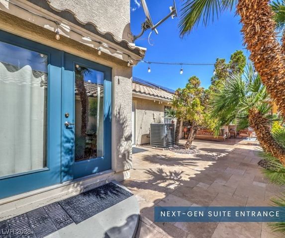 5215 North RILEY Street, Las Vegas, NV 89149