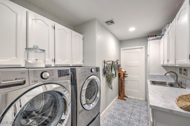 5215 North RILEY Street, Las Vegas, NV 89149