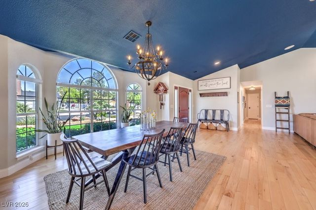 5215 North RILEY Street, Las Vegas, NV 89149