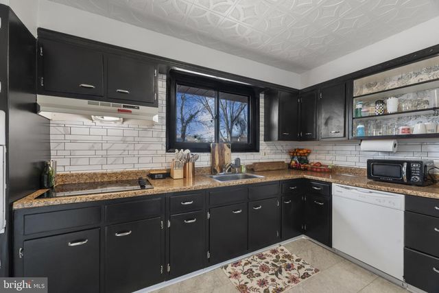 1415 WASHINGTON AVE, Severn, MD 21144