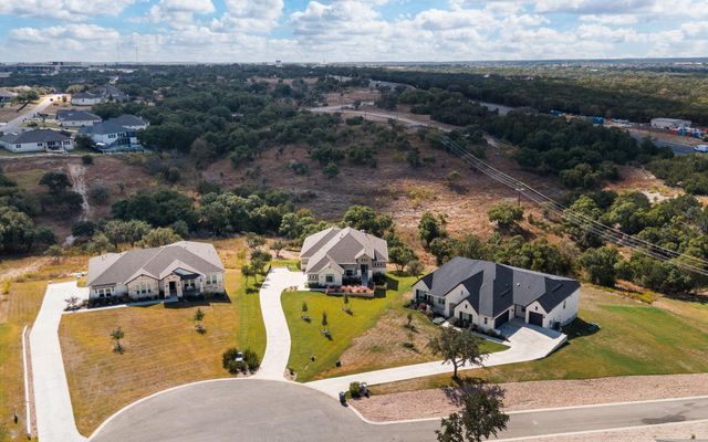 68 Sierra Mosca TRL, Liberty Hill, TX 78642