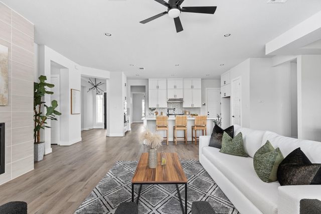68 Sierra Mosca TRL, Liberty Hill, TX 78642