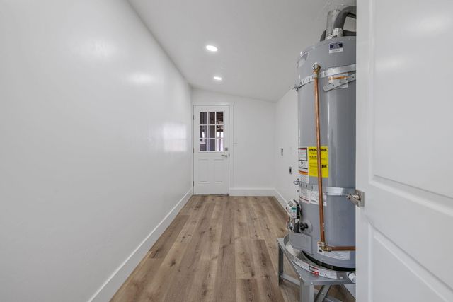 1330 S Clover Street, Visalia, CA 93277