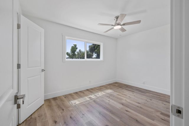 1330 S Clover Street, Visalia, CA 93277