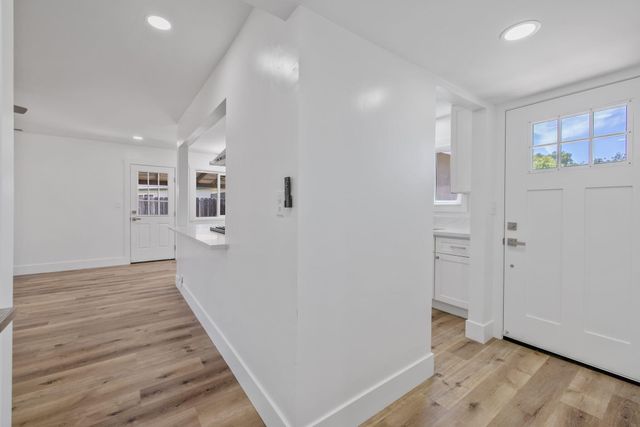 1330 S Clover Street, Visalia, CA 93277