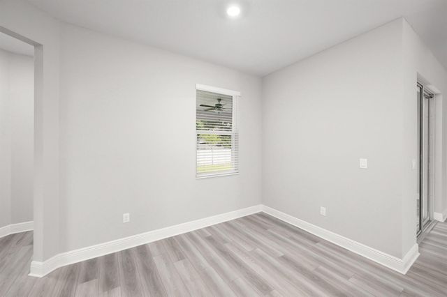 9345 101st Avenue, Vero Beach, FL 32967
