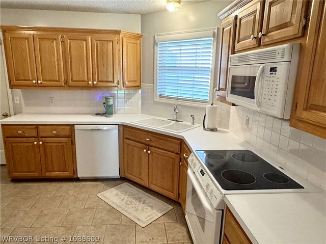 5504 Chapen Drive, Fort Smith, AR 72916
